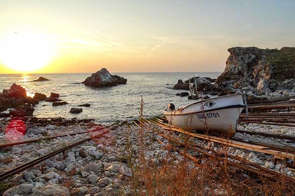Изгрев, село Тюленово