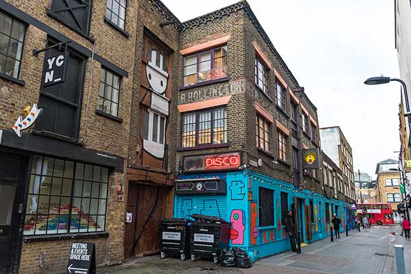 Blank walls are criminal - Shoreditch